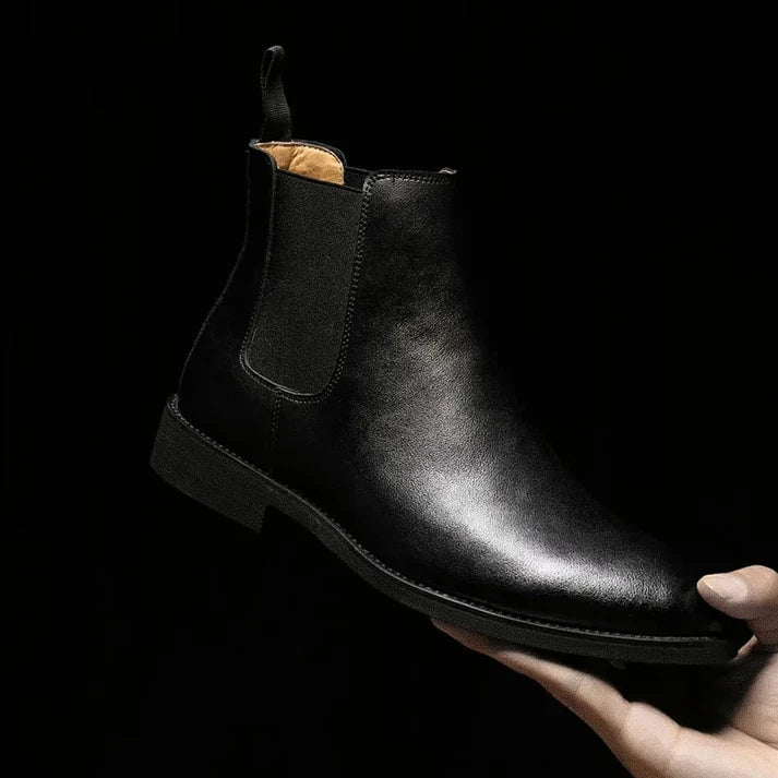 Bota Chelsea em Couro Masculina Montezari MTZ249