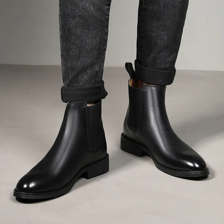 Bota Chelsea em Couro Masculina Montezari MTZ253