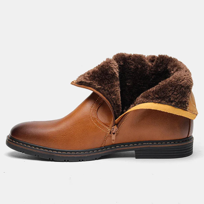 Bota Masculina de Couro com Interior Forrado Montezari MTZ266