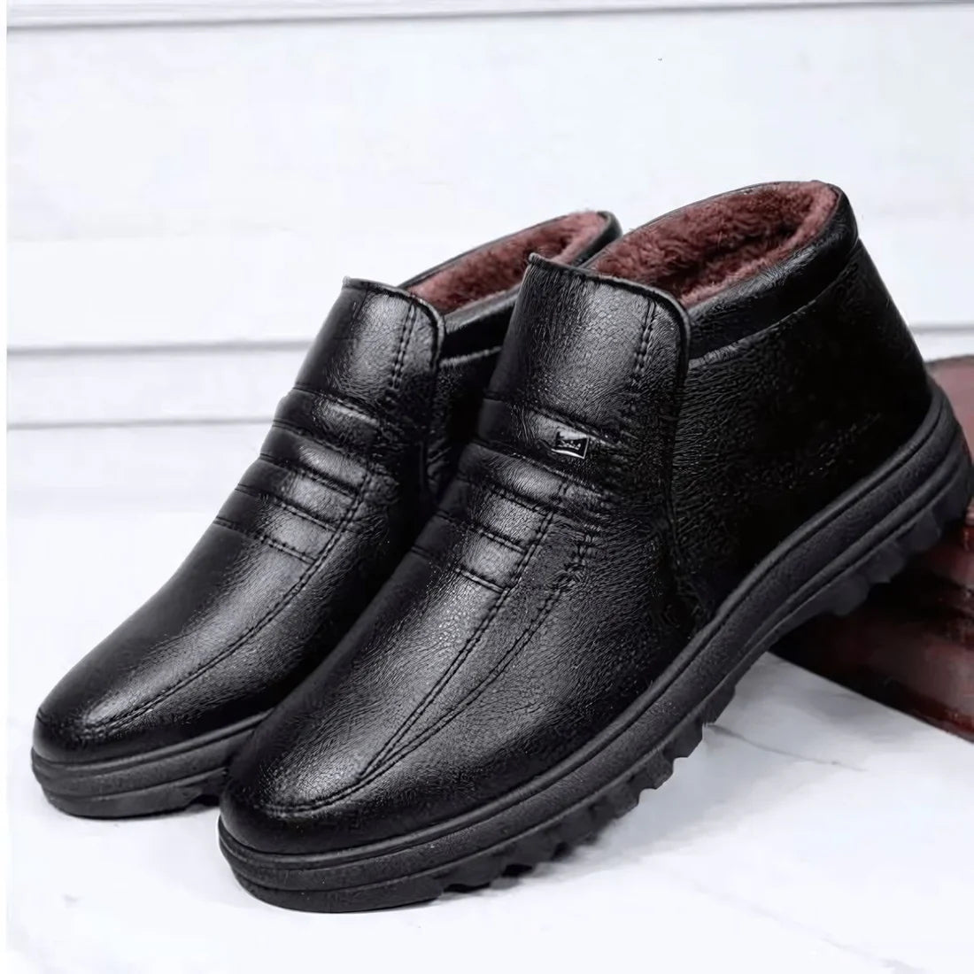 Bota Masculina de Inverno Forrada em Lã Montezari MTZ265