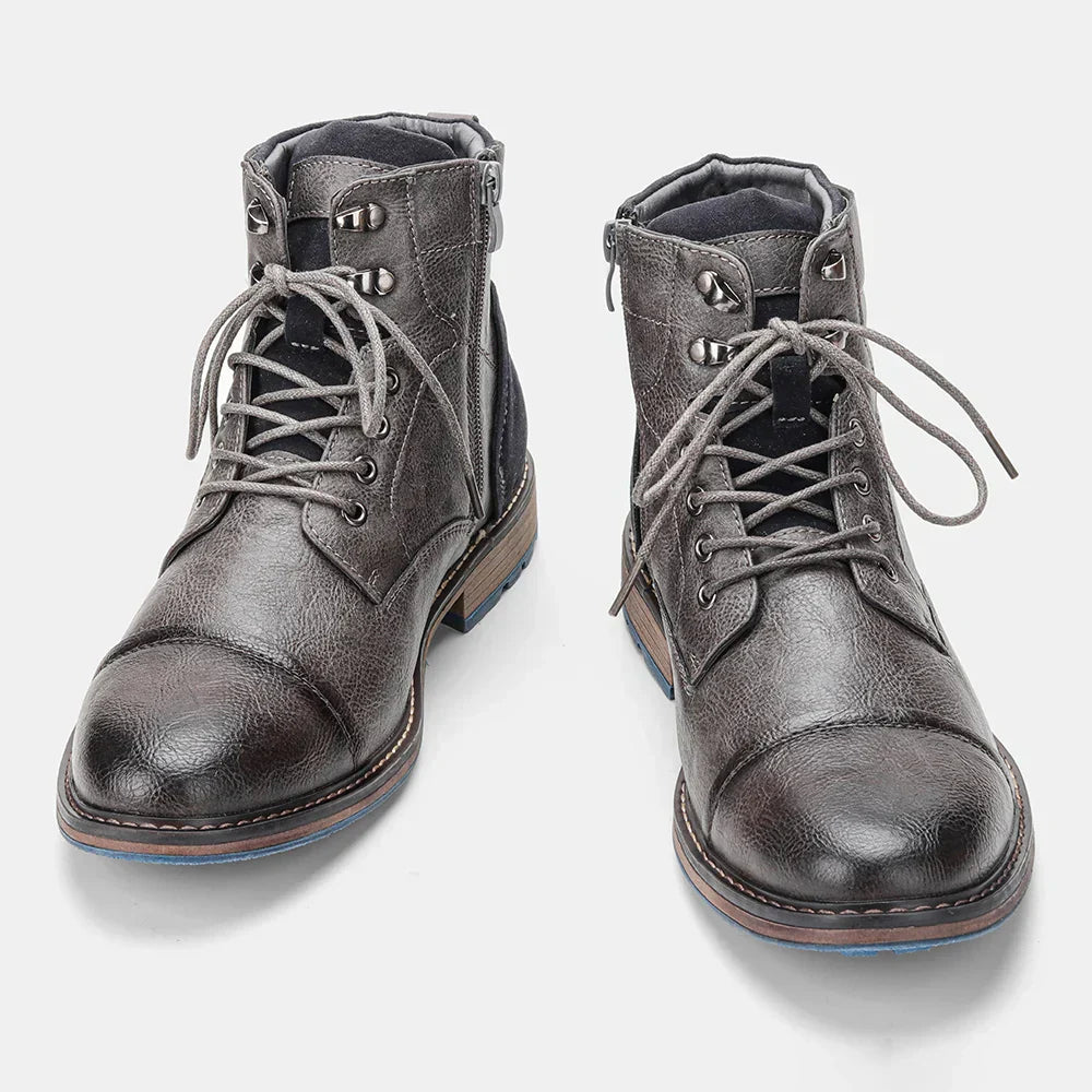 Bota Masculina em Couro Montezari MTZ242