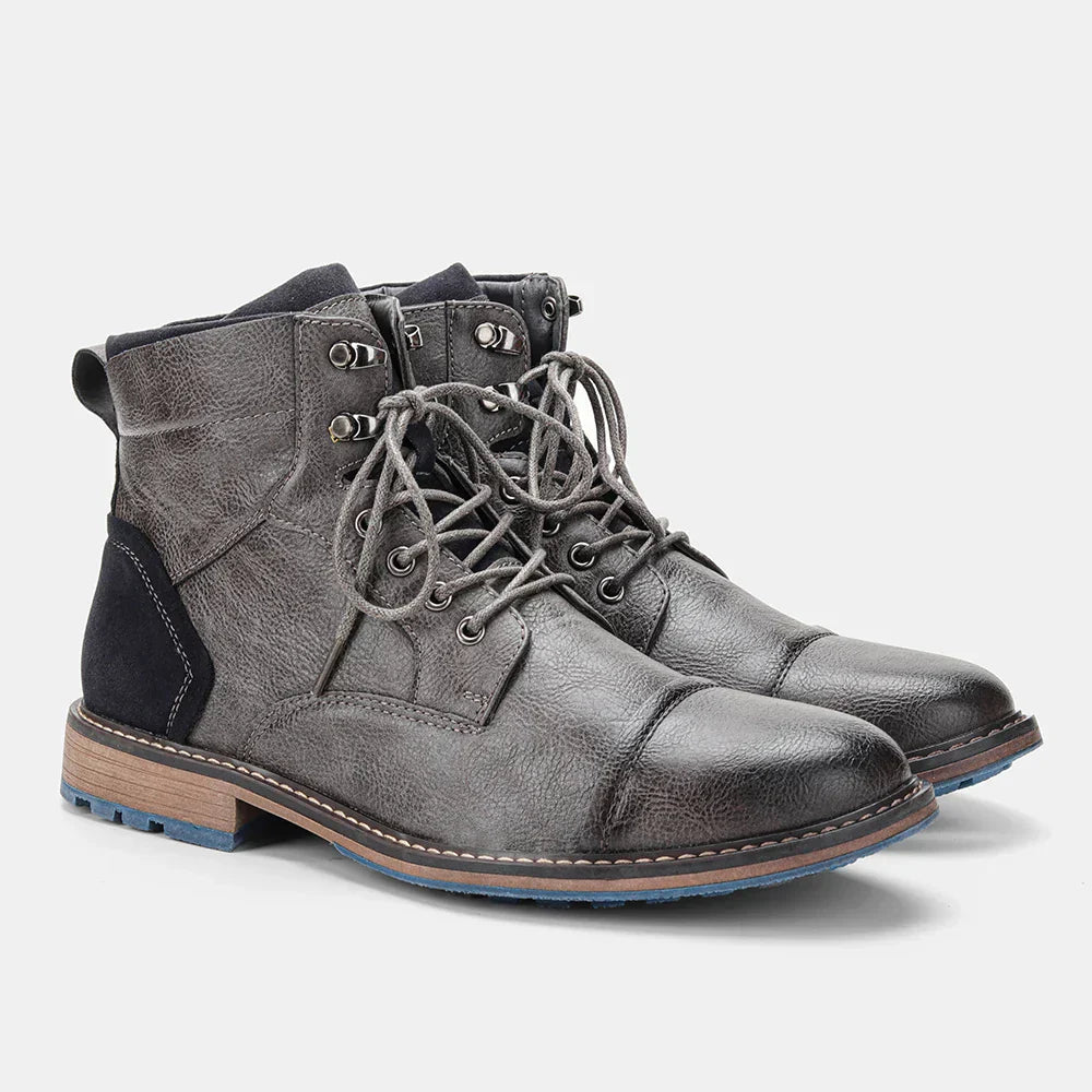 Bota Masculina em Couro Montezari MTZ242
