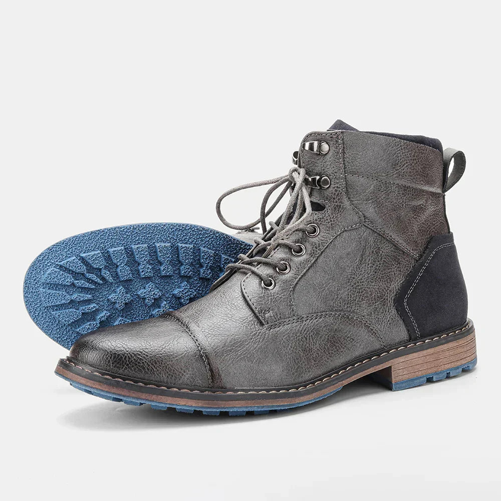 Bota Masculina em Couro Montezari MTZ242