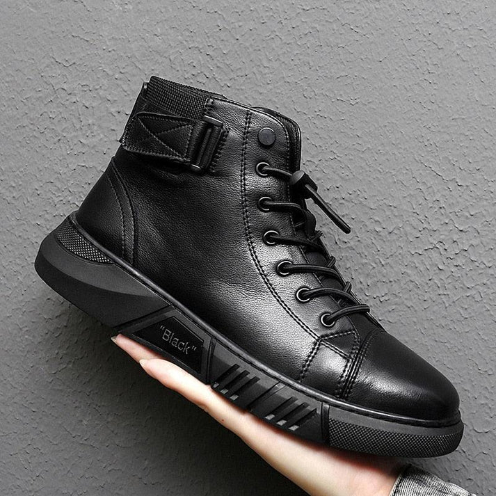 Bota Masculina em Couro Montezari MTZ260