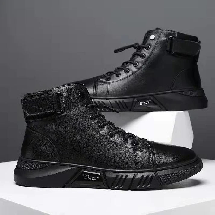 Bota Masculina em Couro Montezari MTZ260